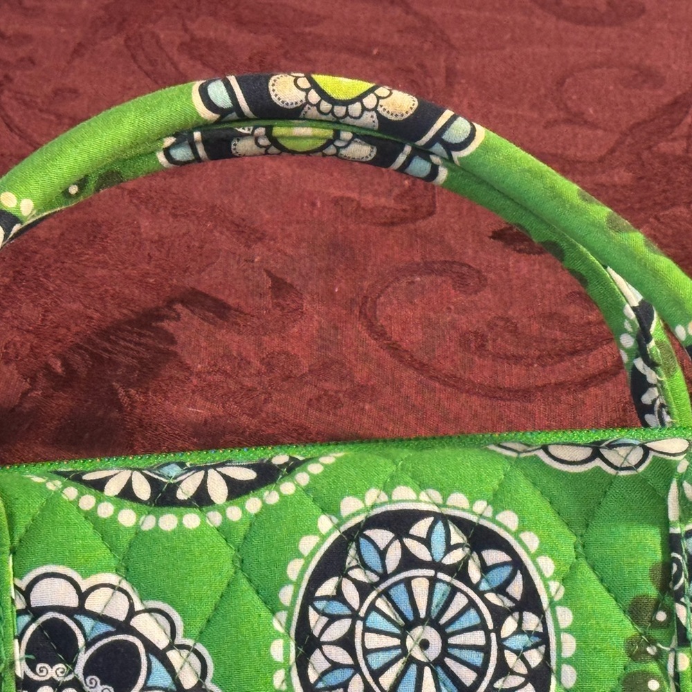 Vera Bradley Laptop Bag Cupcake Green Retired Cottagecore Polka Dots Mandela - Picture 6 of 16